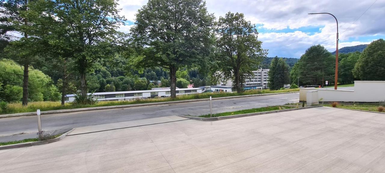 Penthouse Apartman Rezidencia Mineral Bardejovské Kúpele المظهر الخارجي الصورة